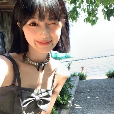 在巨人中间